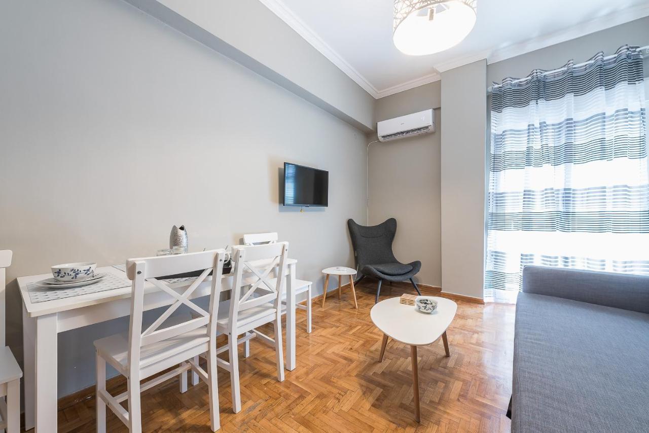 Modern City Apartment By Cloudkeys Афіни Екстер'єр фото